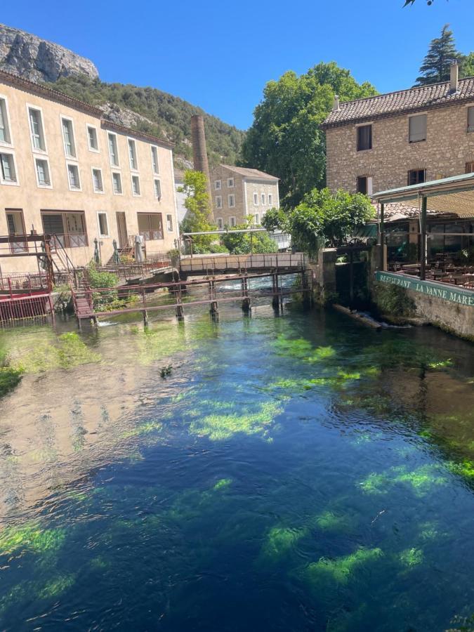 Sakina Appartement En Bord De Sorgue Fontaine-de-Vaucluse Luaran gambar